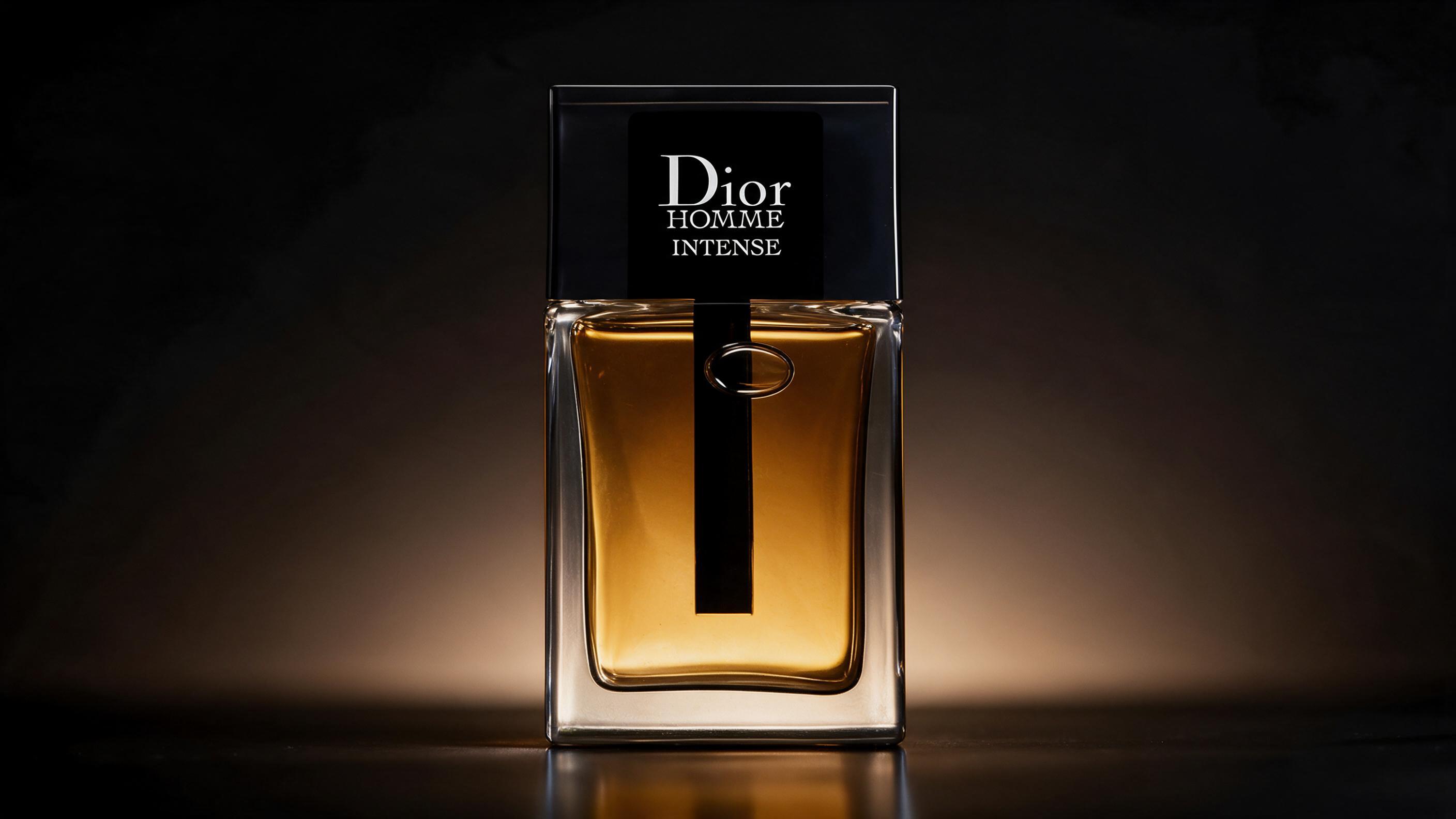 Dior Homme Intense: Koku Notaları, Kullanımı ve Satın Alma Rehberi